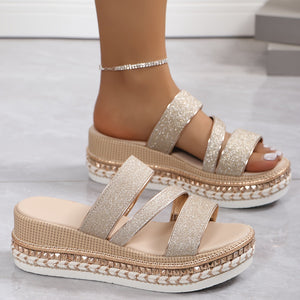 Glamouröse Plateau-Sandalen mit Glitzer