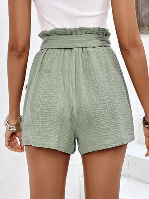 High-Waist Shorts mit Rüschenbund & Gürtel