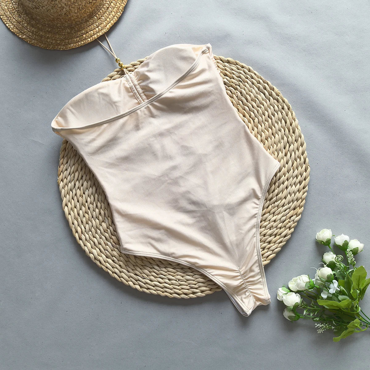 Damen One-Piece Badeanzug – Trägerlos, Cut-Out, Hoher Beinausschnitt, AVA MODA-83762-567d3ab6-706a-4363-b198-d6f5baa73395