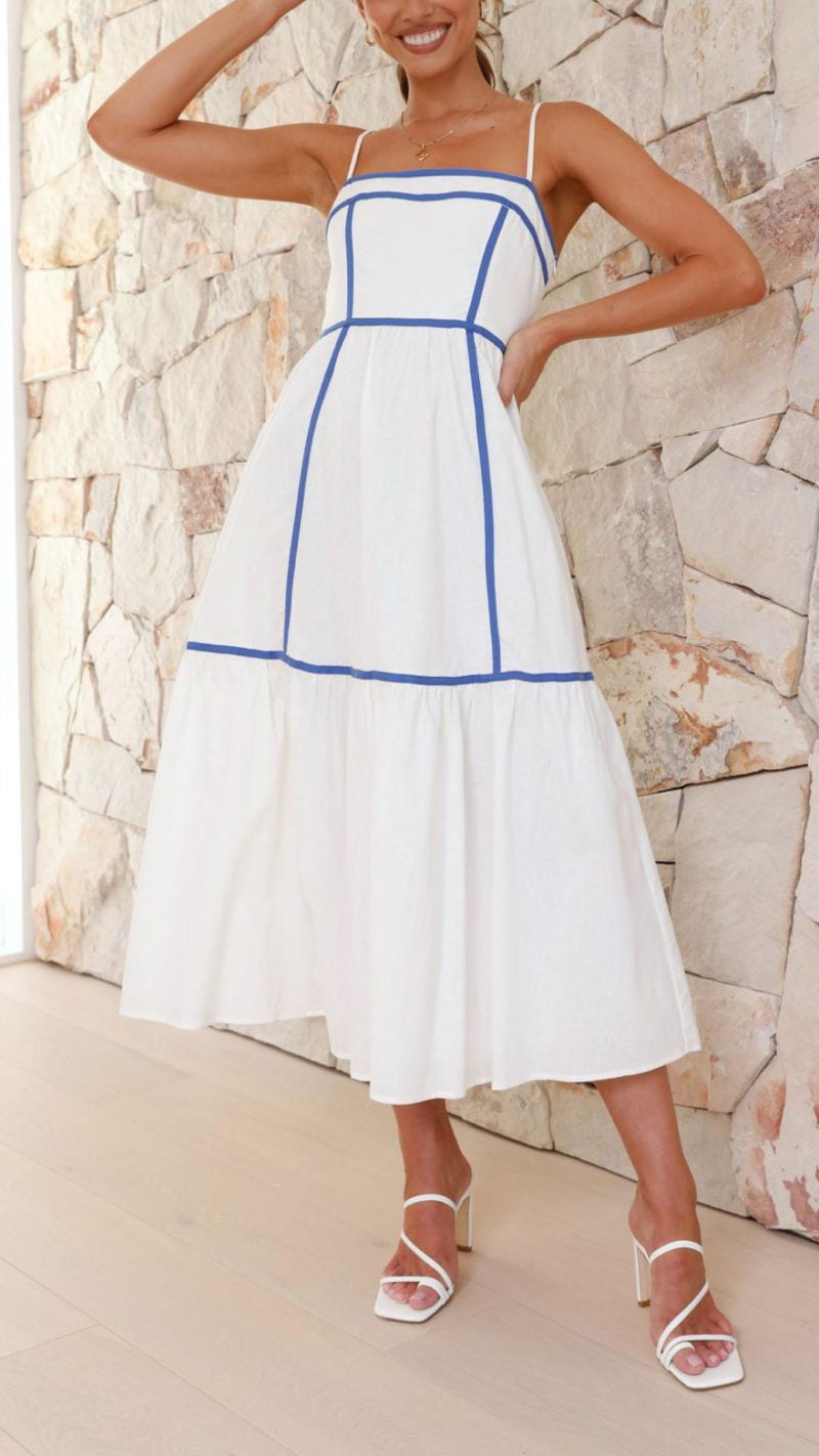 Sommerliches Kleid mit verspielten Akzenten