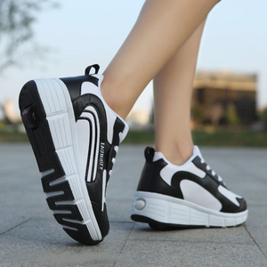 Rollschuh-Sneaker mit Rollen & Schnürung