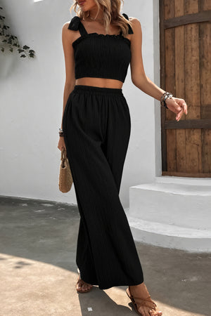 Gesmoktes Set mit Weitem Bein