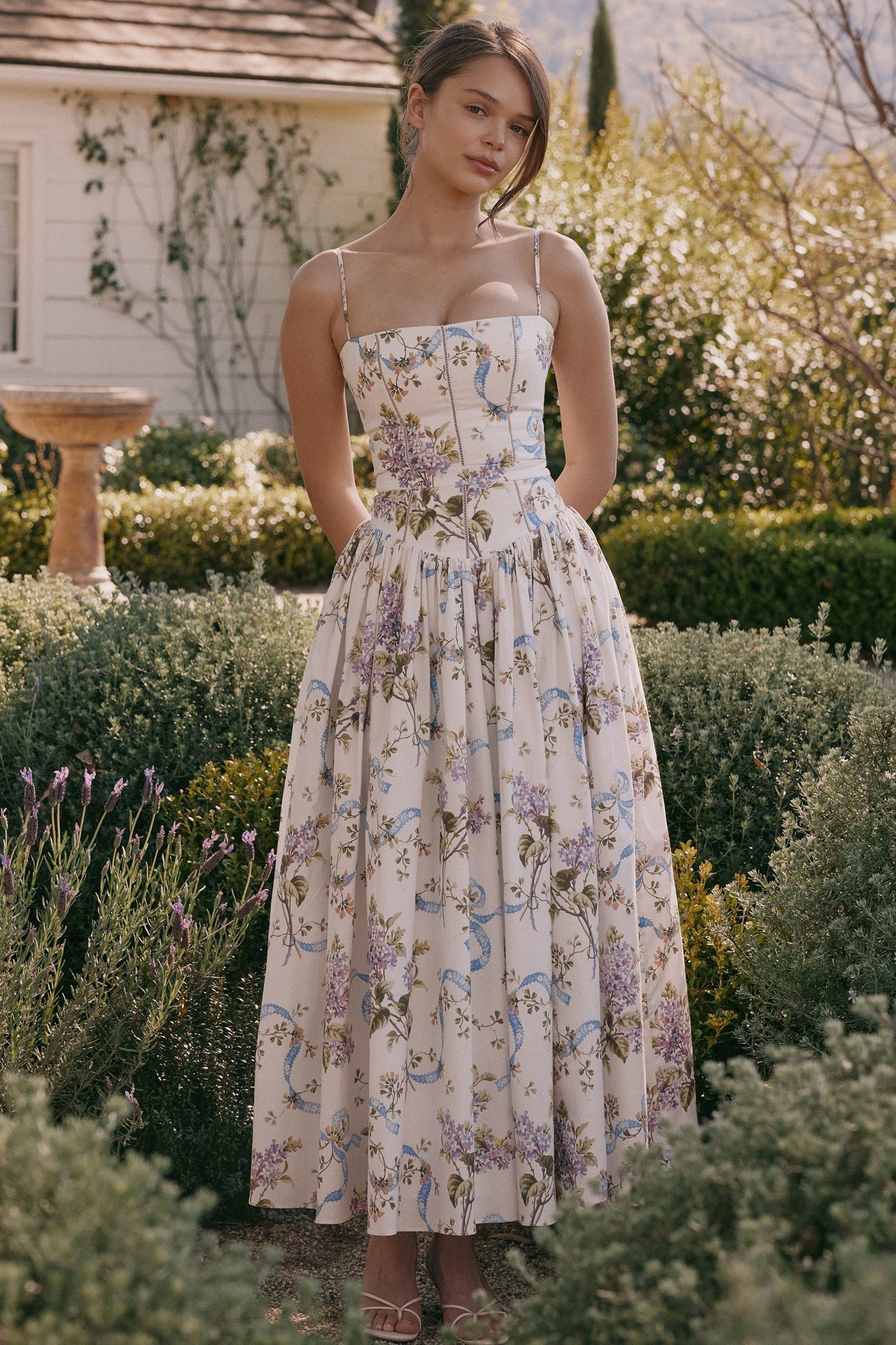 Dorothy | Elegant Floral Maxi Dress for Any Occasion - Image 6