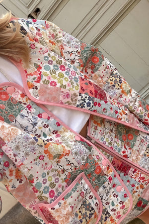 Patchwork Jacke - Blumenmuster, Gesteppt