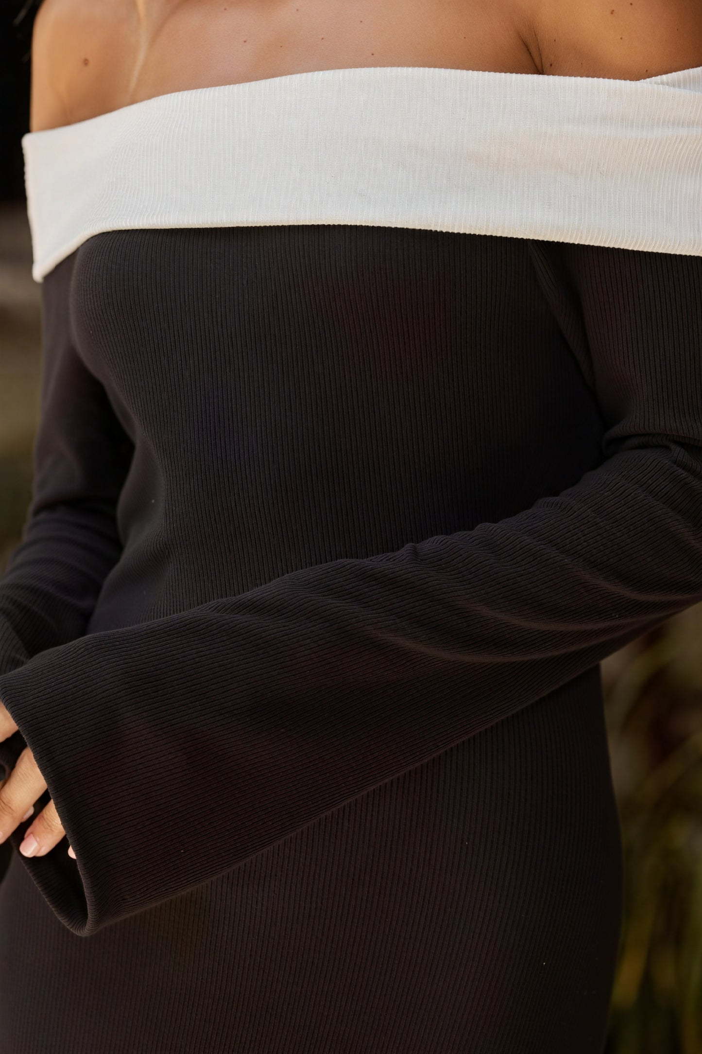 Farbblock Abendkleid - Schulterfrei & Festlich