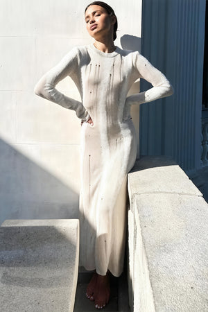 Langes Strickkleid - Perforiert, Bodenlang