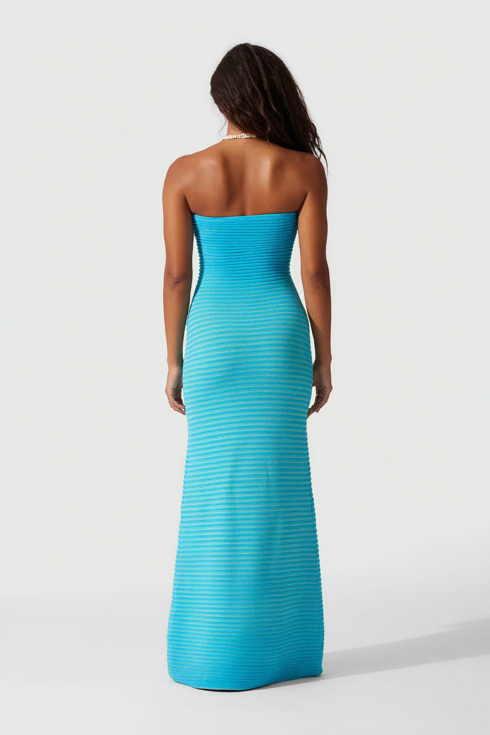 Figurbetontes Streifen-Midikleid