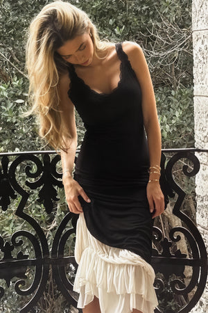 Maxikleid mit Spitze & Spaghettiträgern