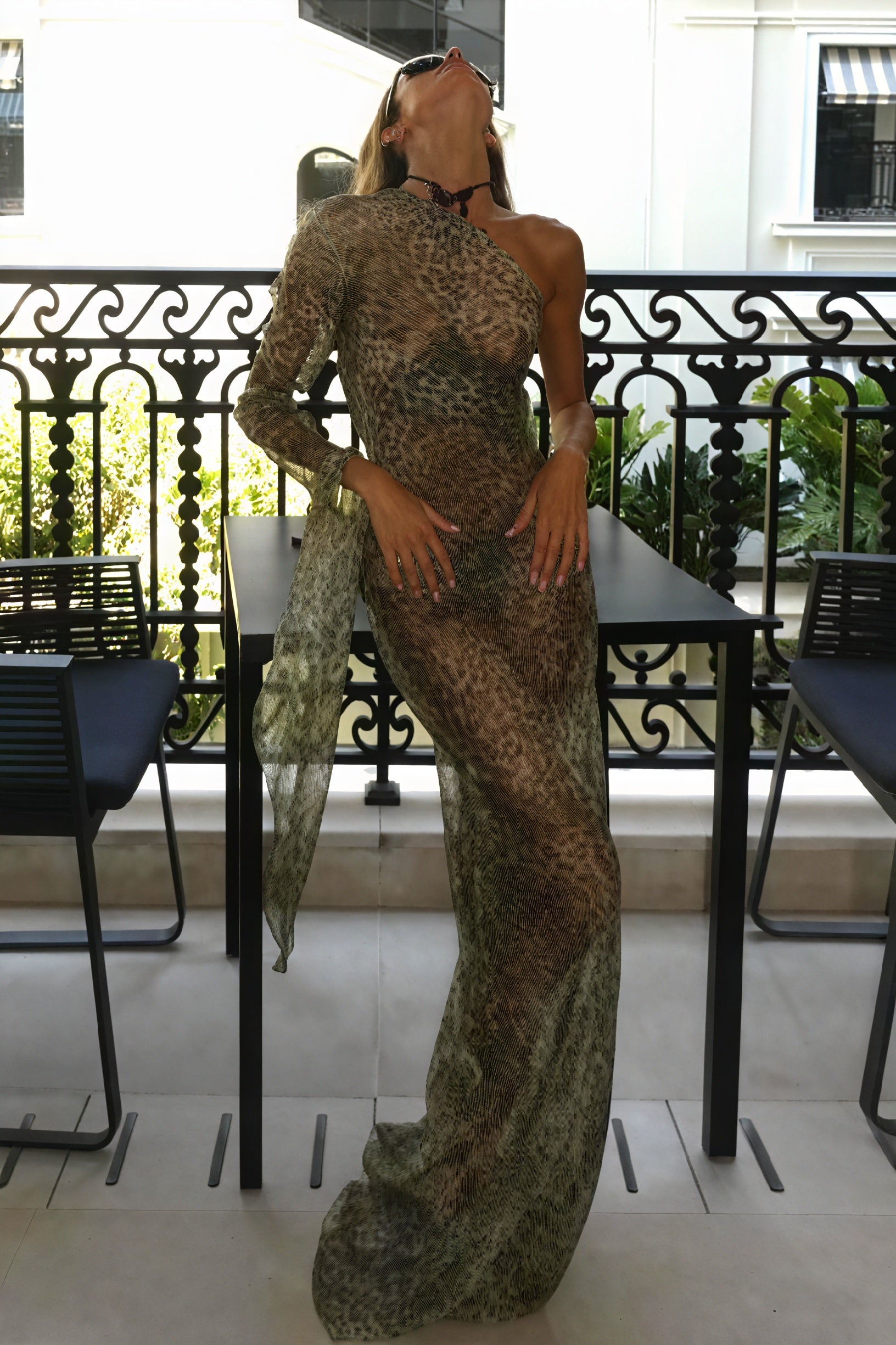 Animal-Print Maxikleid mit One-Shoulder