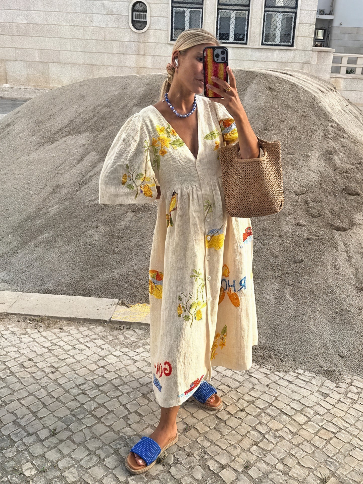 Florales Midikleid im Wickeldesign