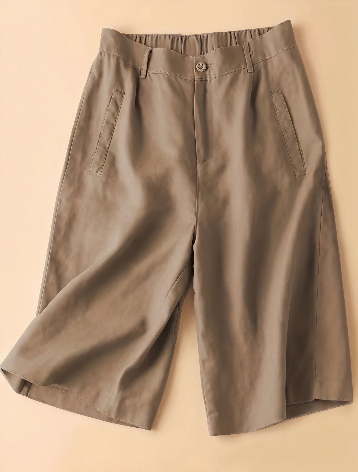 Weite Culottes - Hohe Taille, Bundfalten