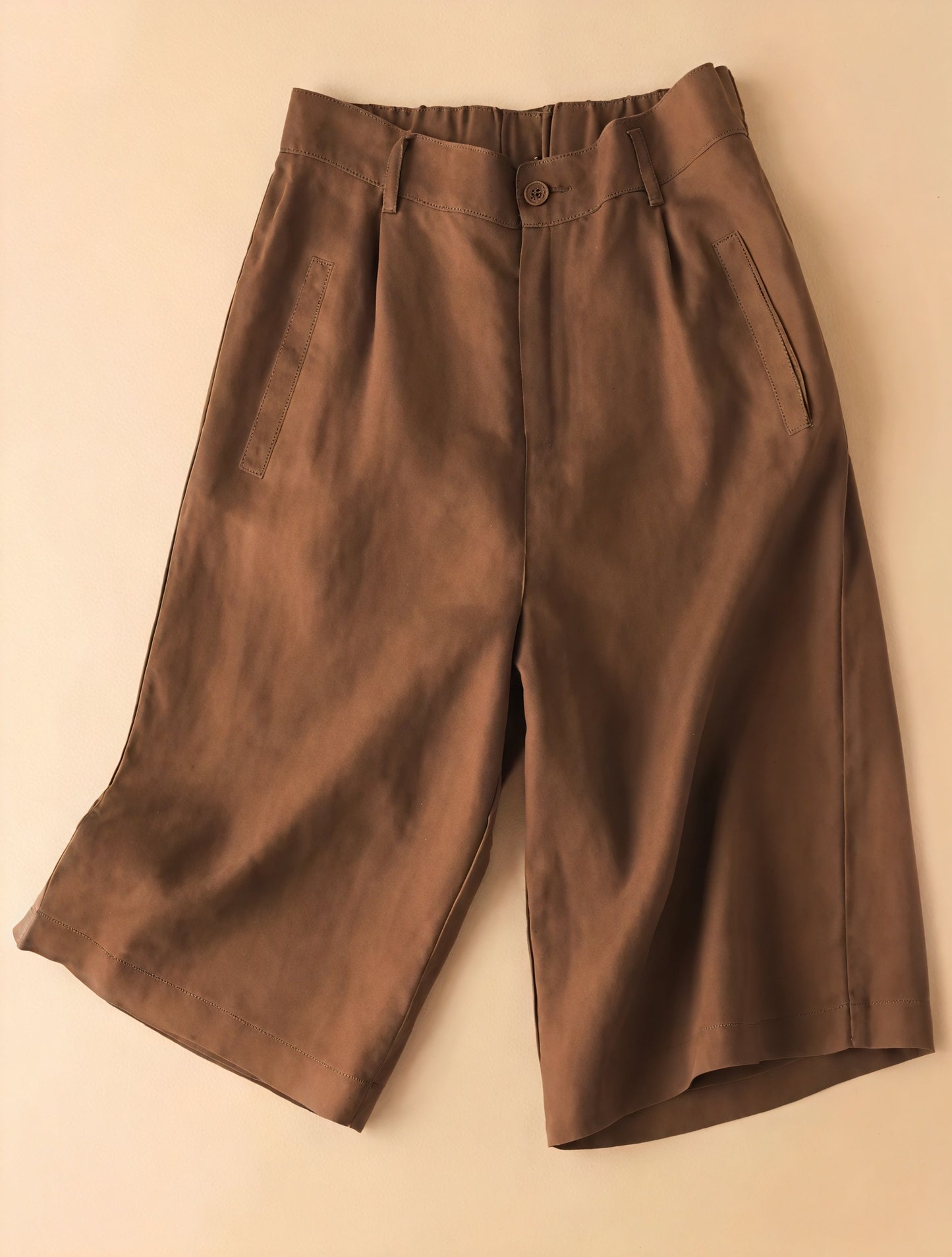 Weite Culottes - Hohe Taille, Bundfalten