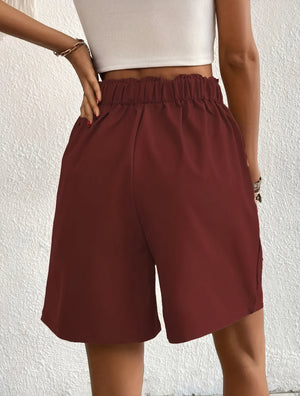 Weite High-Waist Shorts mit Knopfdetail