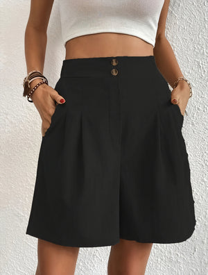 Weite High-Waist Shorts mit Knopfdetail