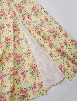 Geblümtes Maxikleid mit eckigem Ausschnitt, Puffärmeln, Bindedetail & hohem Schlitz – Romantischer Sommer-Look-82654-b13f5280-4566-459c-8b59-1721a9eb31f2