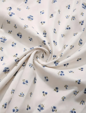 Geblümtes Maxikleid mit eckigem Ausschnitt, Puffärmeln, Bindedetail & hohem Schlitz – Romantischer Sommer-Look-82654-aa1b0d5d-7d14-426f-99a4-7d37dca578e3