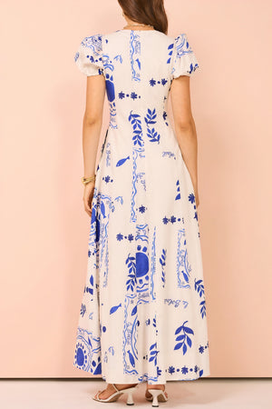 Sommerliches Kleid mit verspieltem Muster