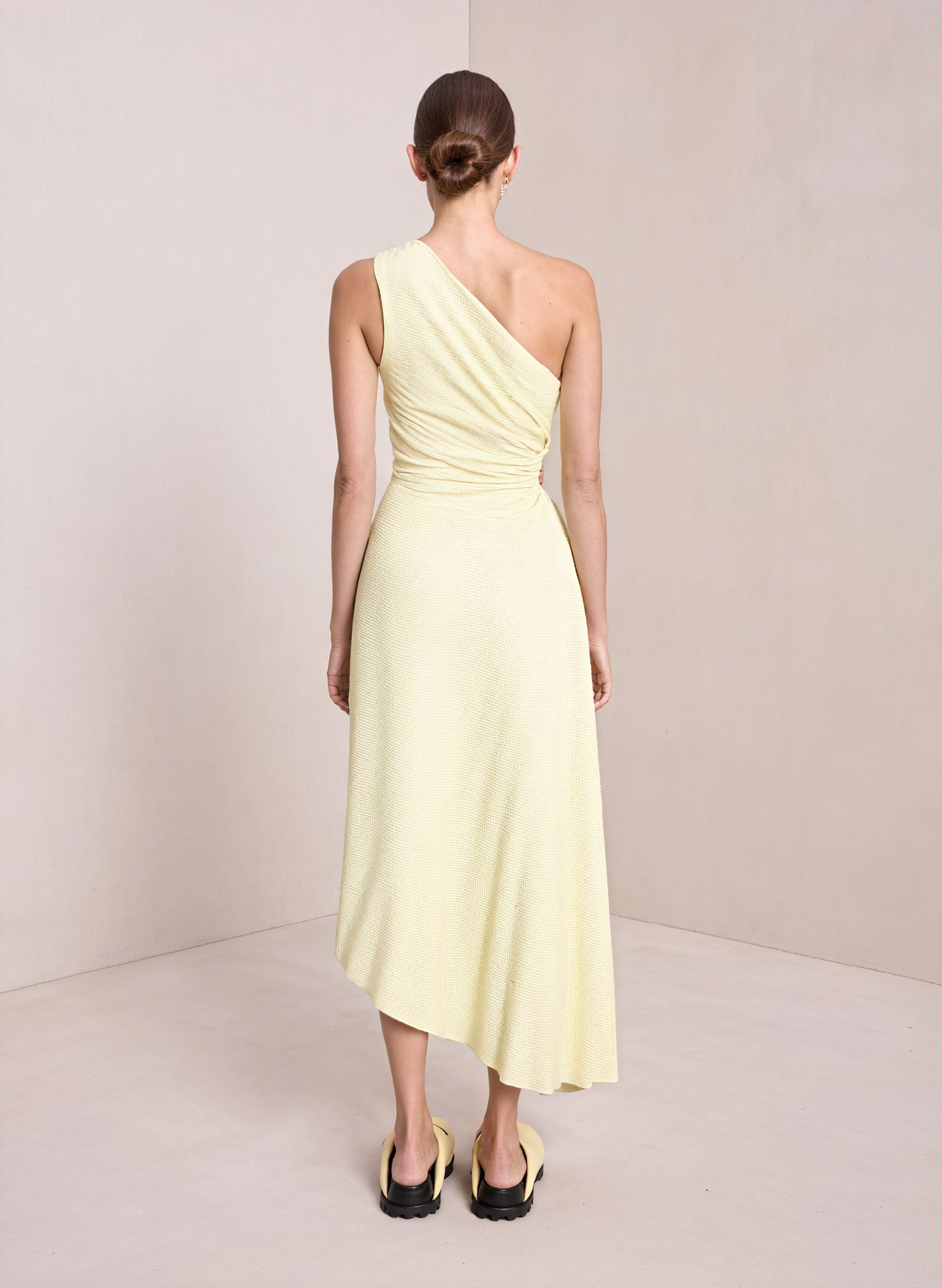 Damen Kleid One-Shoulder Plissee Asymmetrischer Saum Elegant-83236-ab03510b-28b1-4691-a70c-24b553dabd62