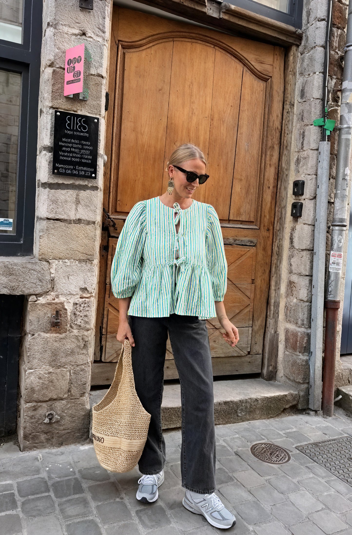 Damen Bluse Grün Weiß Gestreift mit Bindedetail und Puffärmeln-83297-e9500148-d66a-4b16-b2a4-0bea86b5e139