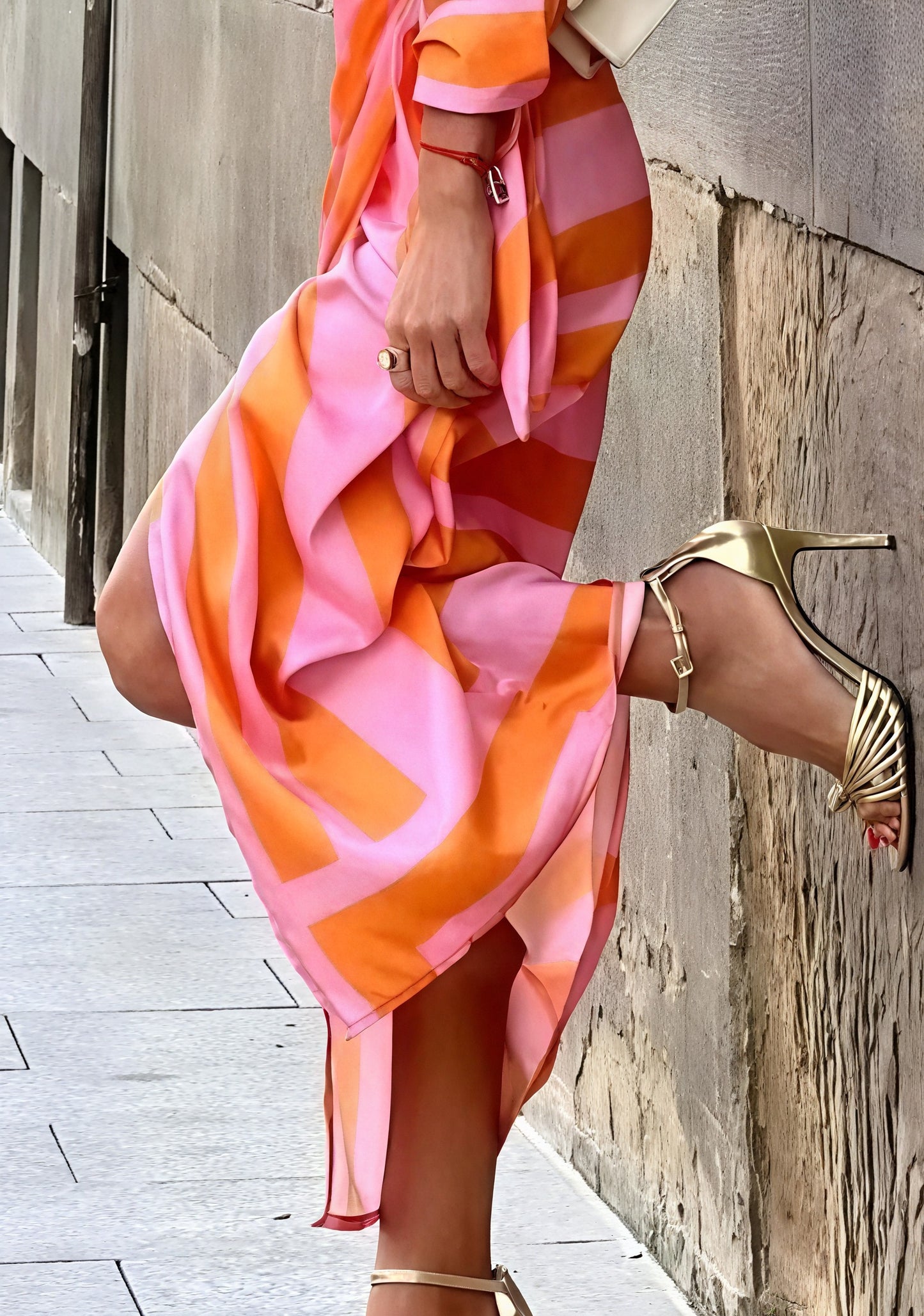 Damen Wickelkleid – Gestreift, Lange Ärmel, Fließender Stoff-83361-852f164c-e14a-43ad-9547-cfb419f4bb21