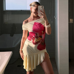 Damen Blumen Minikleid mit asymmetrischem Ausschnitt – Sommer, AVA MODA-83568-a8203c27-f08f-42ea-9d72-116faa918734