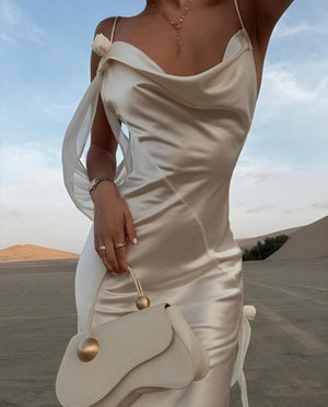 Damen Maxikleid – Satin, Wasserfall-Ausschnitt, Spaghettiträger, Bodenlang-83831-8a96ab4d-4552-48b9-878d-c9759d2be7fe