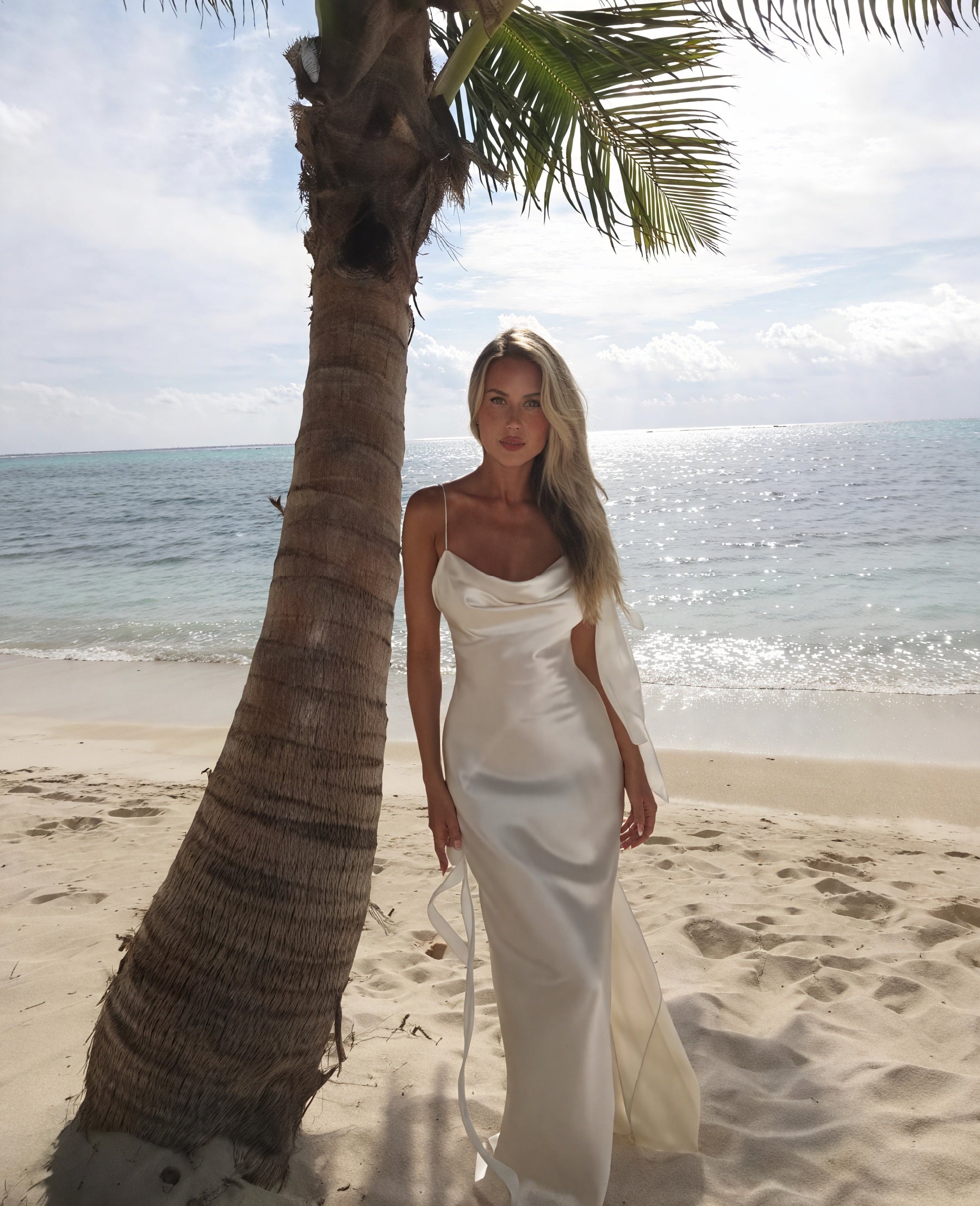 Damen Maxikleid – Satin, Wasserfall-Ausschnitt, Spaghettiträger, Bodenlang-83831-1afeb64d-1d31-4f11-9df4-cc300bb6f330