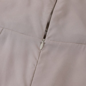 Maxikleid mit Schlitz & Wasserfallausschnitt