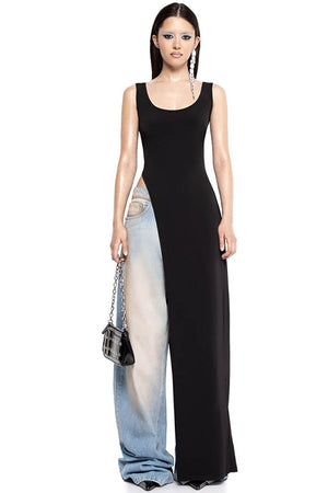 Figurbetontes Top mit hohem Schlitz