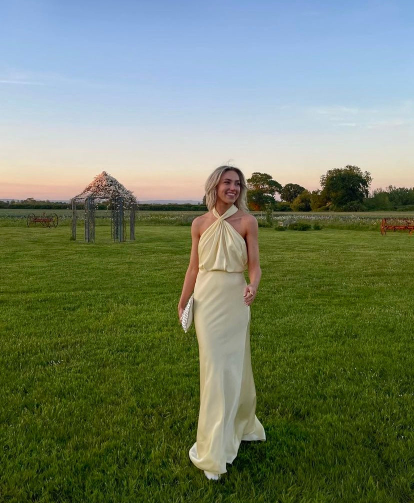 AVA MODA Damen Maxikleid – Elegantes Satin, Neckholder, Fließende Silhouette-83281-fb596e80-5831-4a12-b40e-165a968c6c73